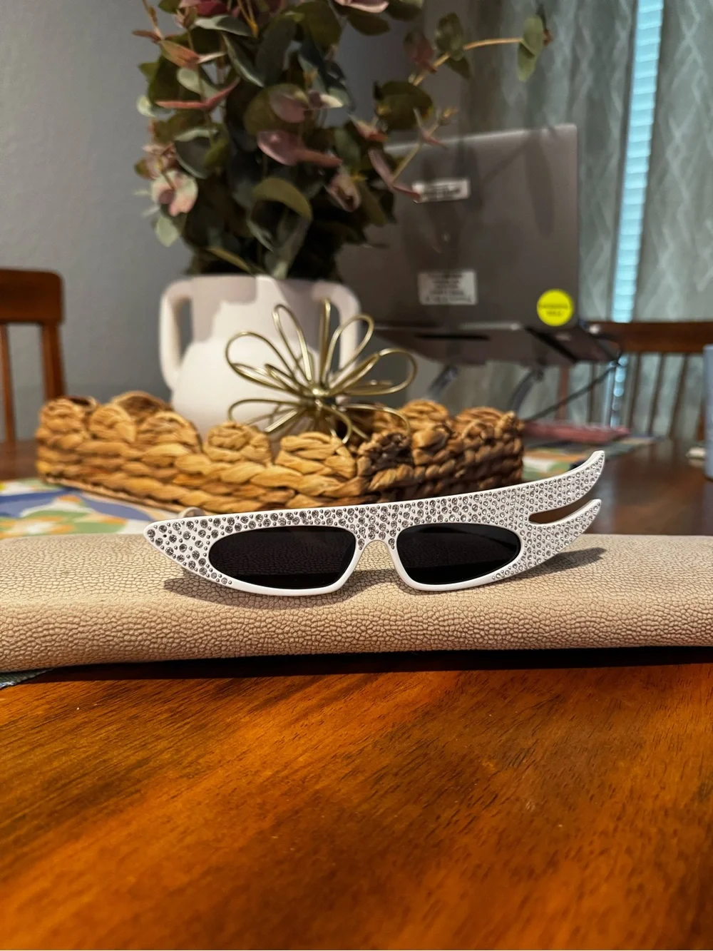 NWTs Fun Retro 80’s 90’s Halloween Party Sunglasses